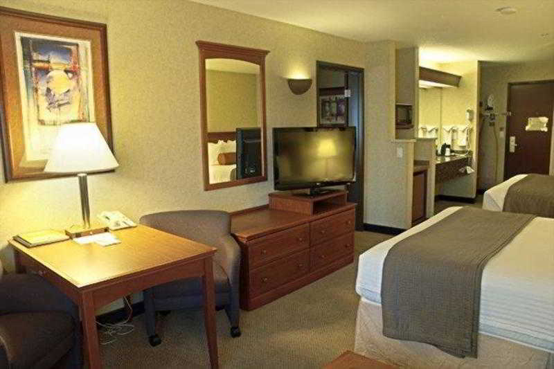 Best Western Plus Northwind Inn & Suites Tigard Kamer foto