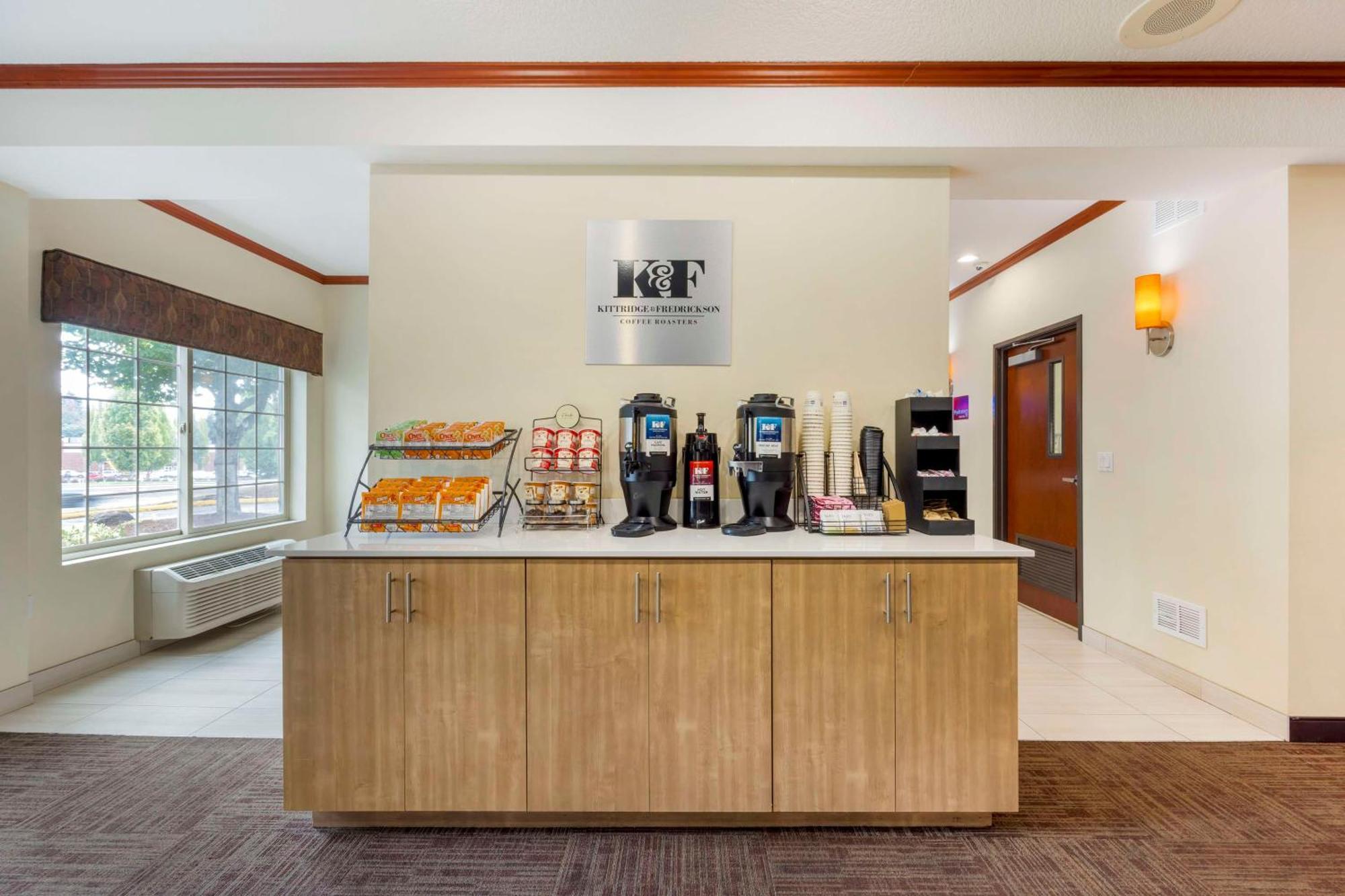 Best Western Plus Northwind Inn & Suites Tigard Buitenkant foto