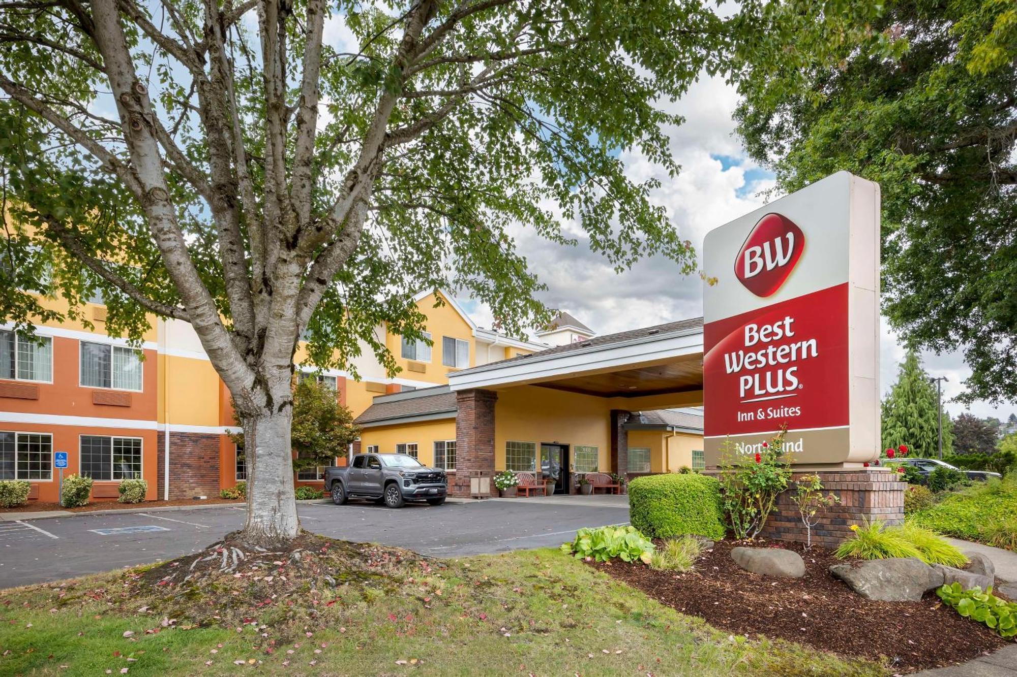 Best Western Plus Northwind Inn & Suites Tigard Buitenkant foto